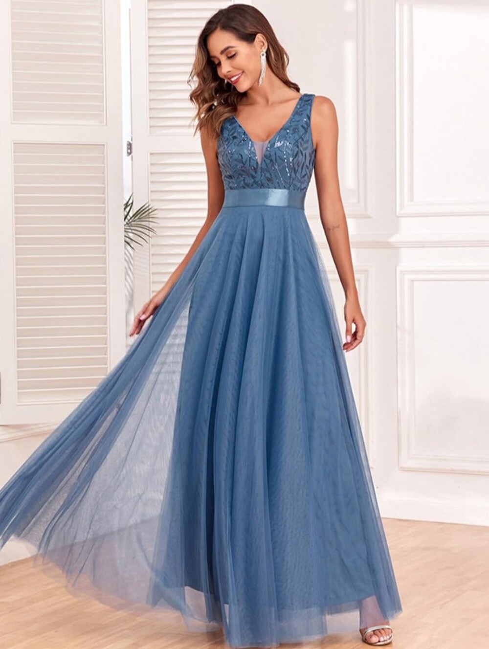 Blue Embellished V-Neck Tulle Evening Gown